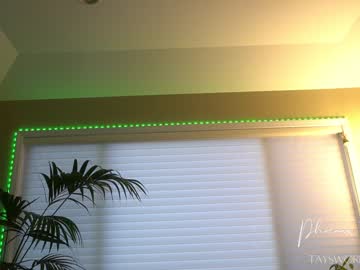 webcam girl phoenix_taylor image #2101414