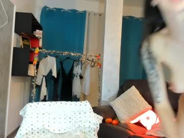 webcam girl hotfallingdevil image #883166