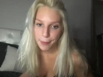 webcam couple britbaexo image #5498038