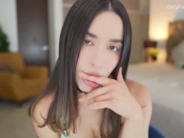 webcam girl emyii image #5229075