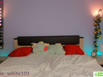 webcam girl foxhilary image #2096822
