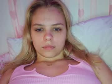 webcam girl cindyloulou1 image #3929326
