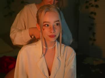 webcam couple mother__of__dragons image #5587471