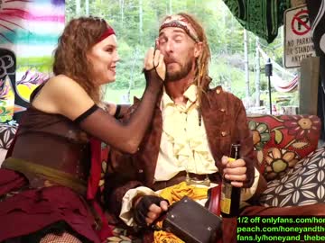 webcam couple honeyand_thebear image #203567