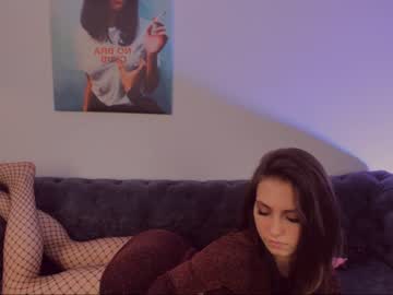 webcam girl karaline_barns image #1020020