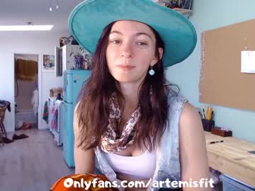 webcam girl artemisfit image #1467520
