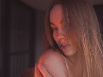 webcam girl bibi_it_is image #4866391