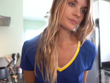 webcam girl phoenix_taylor image #1913090
