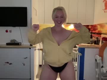 webcam girl kiradivine image #4270304