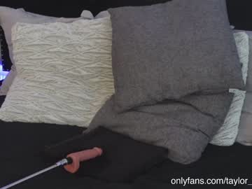 webcam girl taylor_love_303 image #1458303