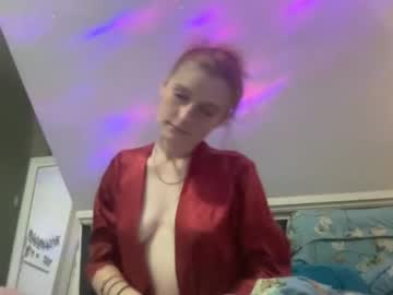 webcam girl frecklytaylor image #2501480