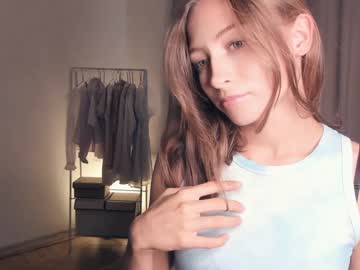 webcam girl wave_of_happy_ image #5527863