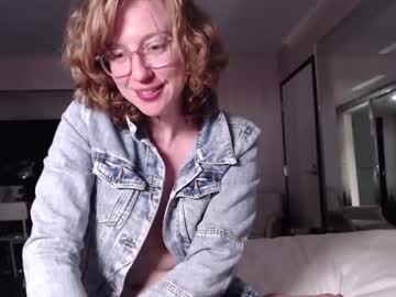 webcam girl pretendlunch image #1346901