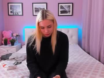 webcam girl mayla_collen image #1814458