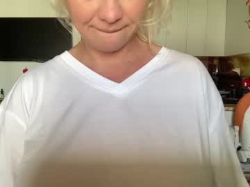 webcam girl kiradivine image #4582392