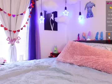 webcam girl emmasky69 image #3475861