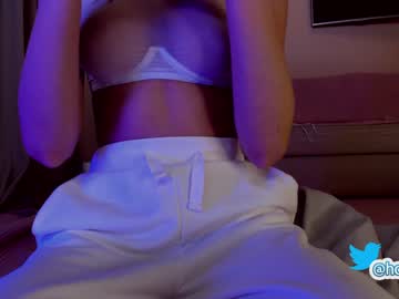webcam girl hollyextra image #2909665