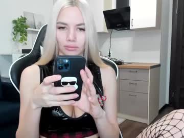 webcam girl dontbeshybaby image #1413106