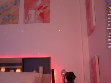 webcam girl sweetkira555 image #2364345