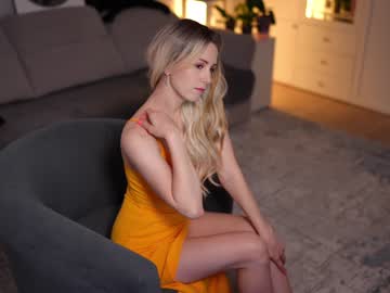 webcam girl _blackbee_ image #4477644