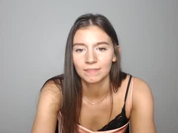webcam girl heidihotte image #6032434