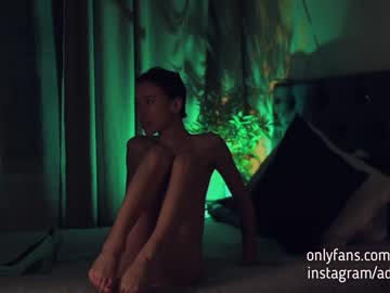 webcam girl adelelove image #826977