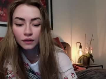 webcam girl strawberryjamx image #6048735