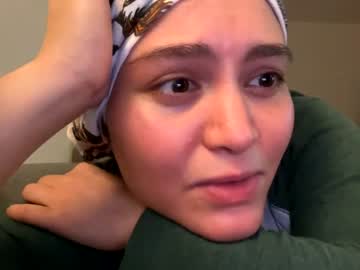 webcam girl 2smallhands image #6039014