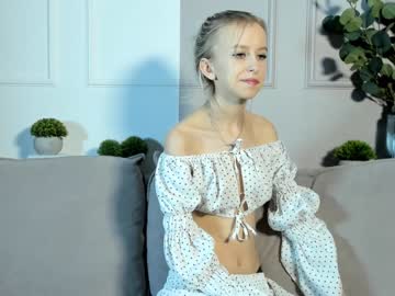 webcam girl blonde_lotos image #5879711