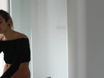 webcam girl lizmreow image #3405038