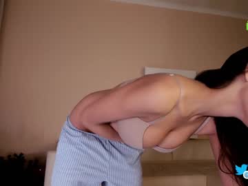 webcam girl hollyextra image #6018875