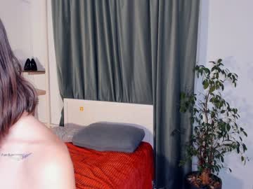 webcam girl _night_moon_ image #6132813