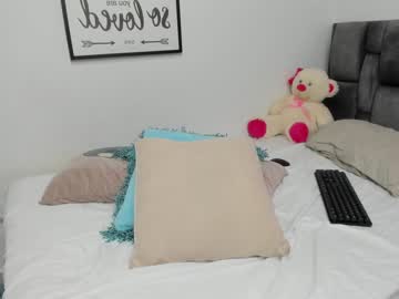 webcam girl abigail_w image #755453