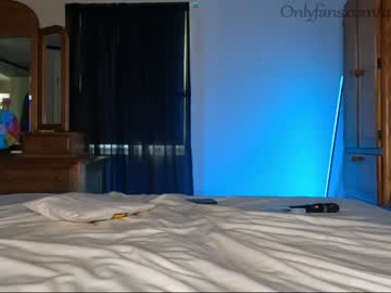 webcam couple ari_lovexo image #2250407