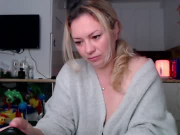 webcam girl kiradivine image #1646096