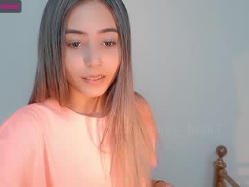 webcam girl gummy_bear7 image #1322735