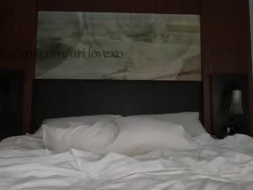 webcam couple ari_lovexo image #4709192