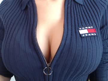 webcam girl eat_mee_out image #1587780