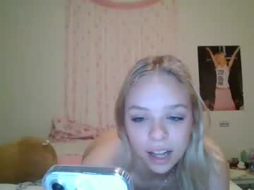 webcam girl cindyloulou1 image #3900480