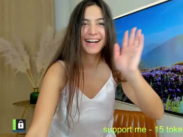 webcam girl mila_hi image #3741911