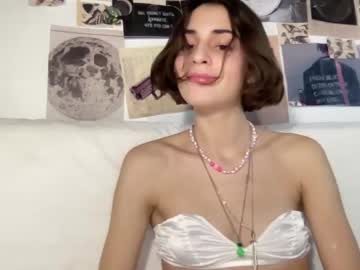 webcam girl crown_of_vice01 image #3061327