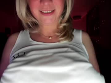 webcam girl kiradivine image #1208946