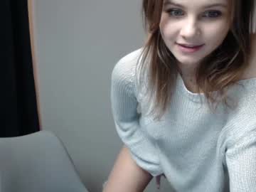 webcam girl relax_nina image #488915