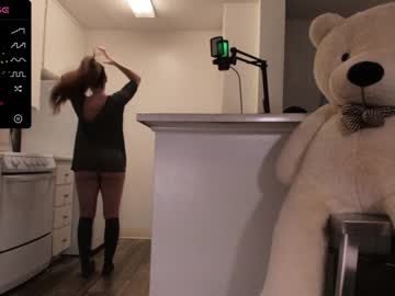 webcam girl 007movie image #6301380