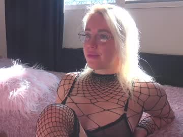 webcam girl xtina__ image #3136912