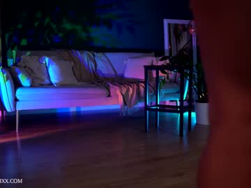 webcam girl provocatrixx image #2940164