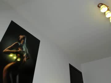 webcam girl emmafantasy21 image #3850560