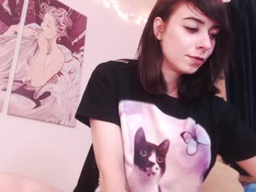 webcam girl eeeveee image #1561307
