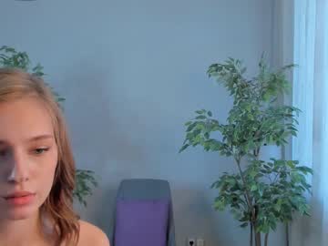 webcam girl kellanflowers image #5284396