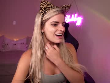 webcam girl blondiekayy image #2961281
